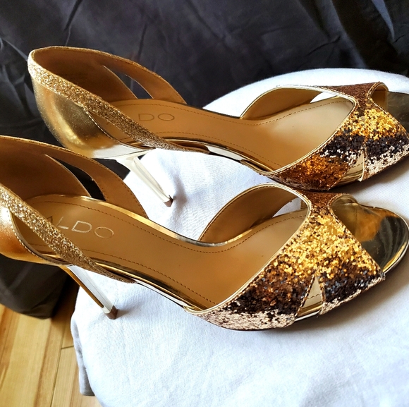 Gold sparkle heels